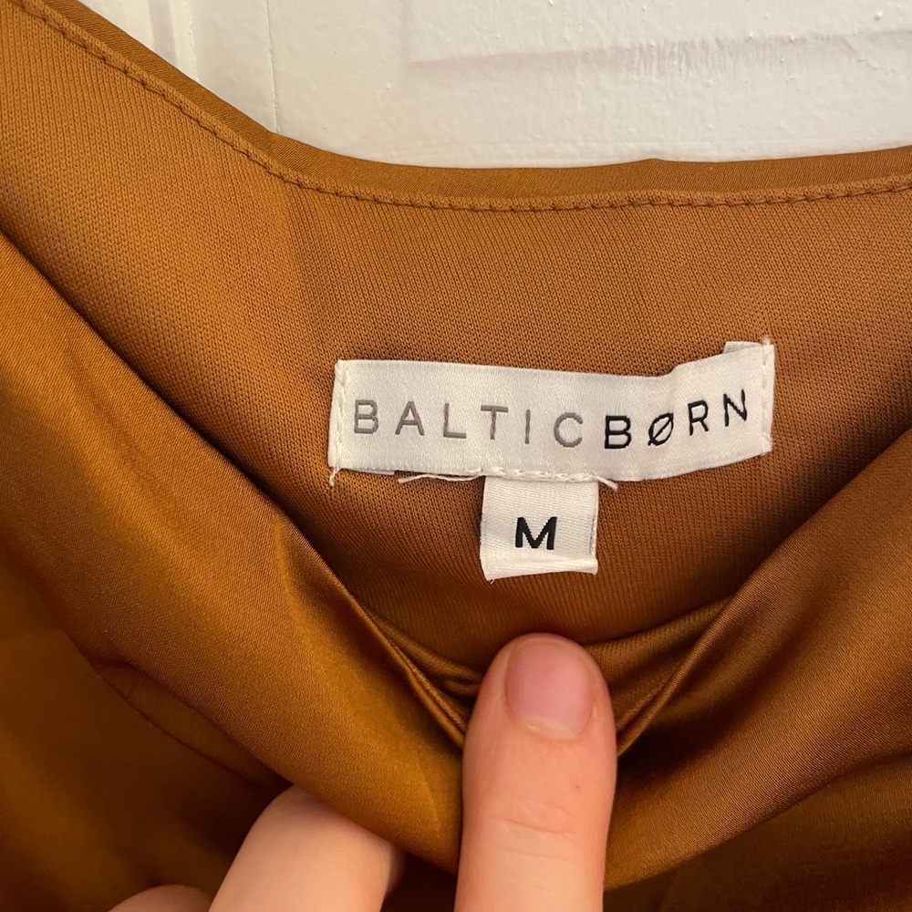 NWOT Baltic Born One Shoulder Midi Dress Copper/Amber M - Picture 8 of 12